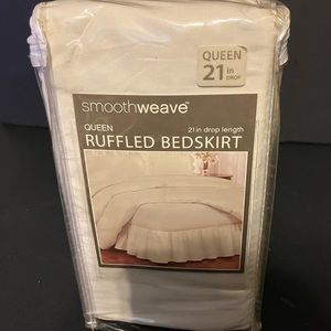 Queen size ruffled bed skirt